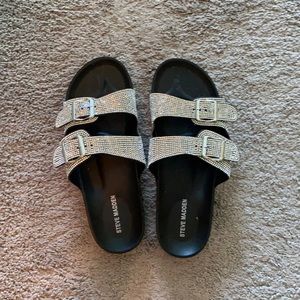 Steve Madden embellished sandals fit like a 10. Sz 11